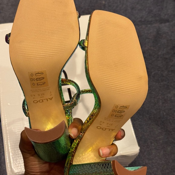 ALDO sandals - Picture 4 of 5